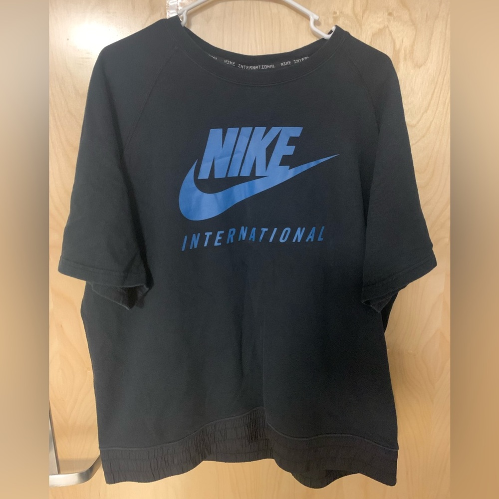 Nike International Black Shirt XL Blue Lettering